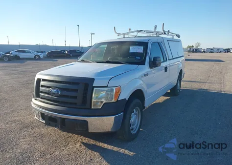 2011 Ford F-150 Xl из США, поврежденный, VIN 1FTMF1CM8BKE10590